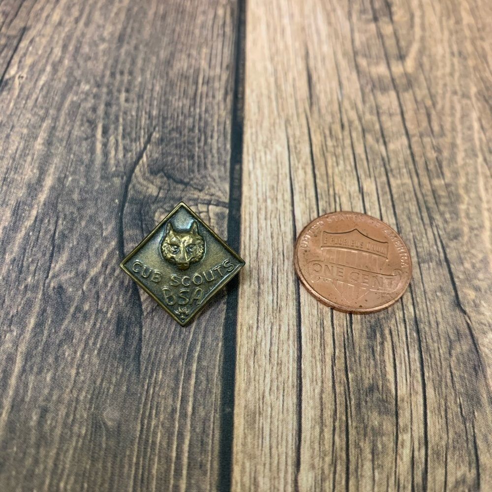 Vintage Cub Scout Pin‎
